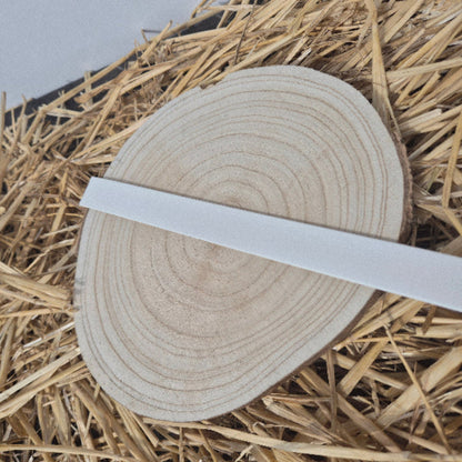 Personalisierbarer SOS-Sattelanhänger aus Biothane mit Name und Telefonnummer – Notfallanhänger für Pferd, wetterfest und robust. Farben